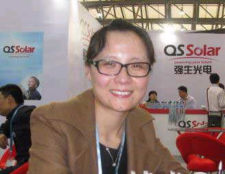 强生光电市场部的吴玲子